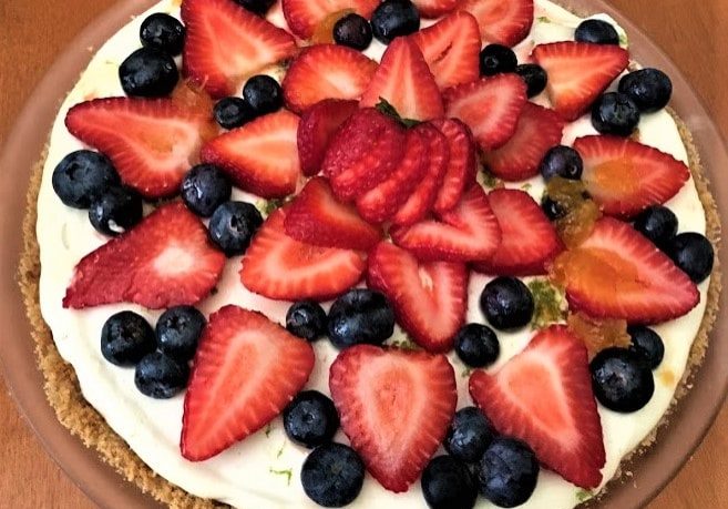 Homemade yogurt pie